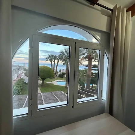 Luxury House شقة *