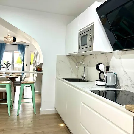 Luxury House شقة *